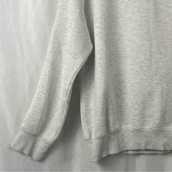 U.S. Polo Assn. Men's Light Gray Pullover Crew Neck Sweater Size Medium - Picture 16 of 16